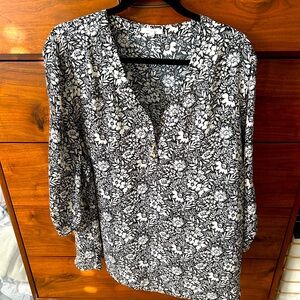 Maurice’s plus 2x blouse black and white